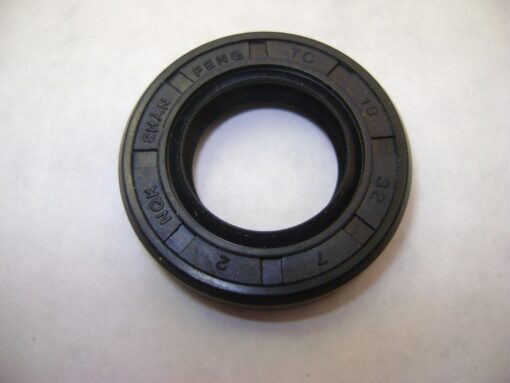 TC 18X32X7 18mmX32mmX7mm DOUBLE LIPS METRIC OIL / DUST SEAL