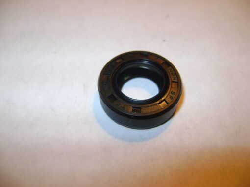 NEW TC 12X22X7 12mmX22mmX7mm DOUBLE LIPS METRIC OIL / DUST SEAL