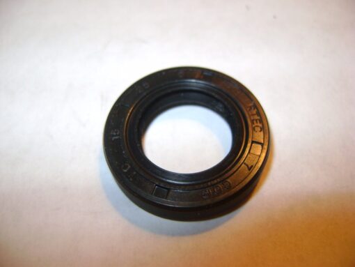 TC 15X25X5 DOUBLE LIPS METRIC OIL / DUST SEAL WITH GARTER SPRING