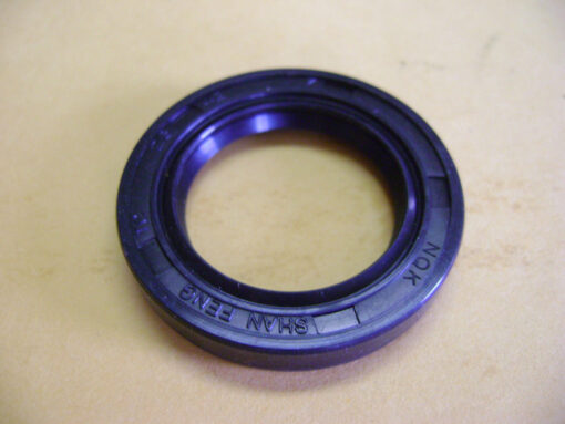 TC 28X42X7 DOUBLE LIPS METRIC OIL / DUST SEAL
